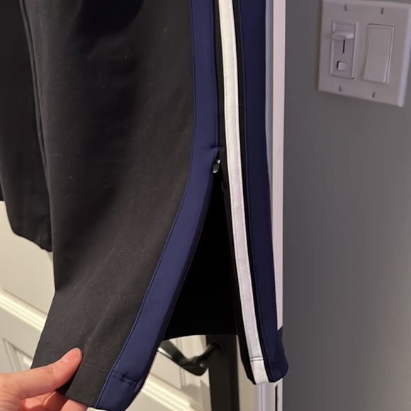 Lululemon wide leg track pant - Picture 3 of 5